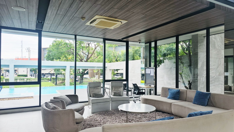 บ้านกลางเมืองวัชพล